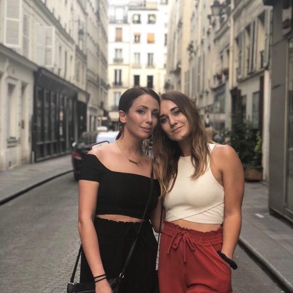 Meet your Posher! - Picture 6 of 7